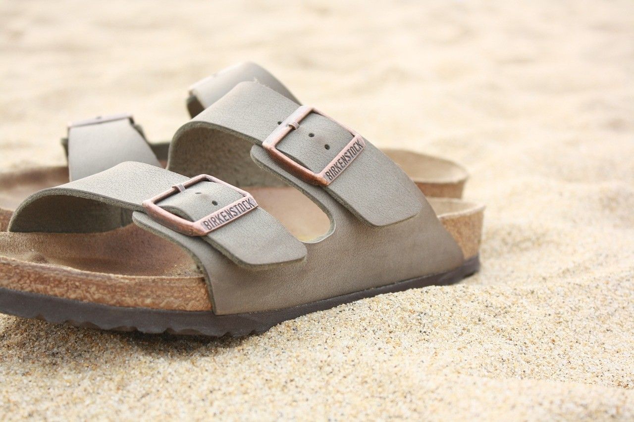 Birkenstock vs. Amazon: Rechtstreit wegen Markenrechtverletzung geht in die nächste Runde Birkenstock vs. Amazon: Rechtstreit wegen Markenrechtverletzung geht in die nächste Runde