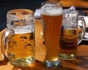 Streit ums Bier: Oettinger und Göttinger vorm Patent- und Markenamt im Clinch Streit ums Bier: Oettinger und Göttinger vorm Patent- und Markenamt im Clinch
