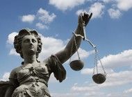 OLG München verbietet Einzelunternehmer die Bezeichnung Geschäftsführer im Impressum OLG München verbietet Einzelunternehmer die Bezeichnung Geschäftsführer im Impressum