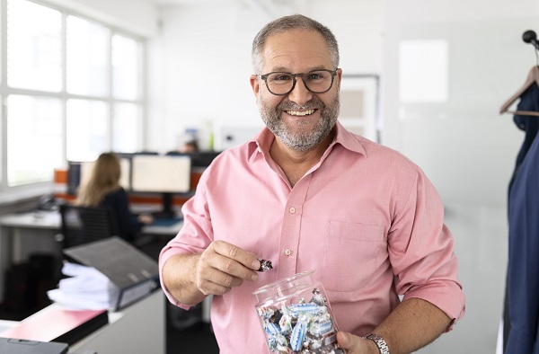 exali CEO Ralph gönnt sich auch mal etwas Süßes