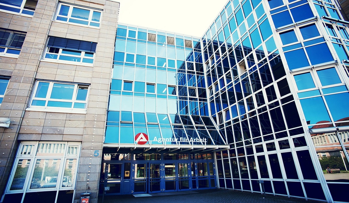 Gründen aus der Arbeitslosigkeit: Rechtliches und Finanzierung Gründen aus der Arbeitslosigkeit: Rechtliches und Finanzierung