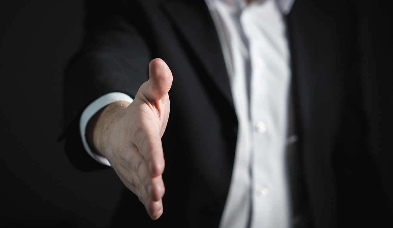 Gehalt, Arbeitsmarkt, Einstellungskriterien: Der Jobeinstieg für Juristen unter der Lupe Gehalt, Arbeitsmarkt, Einstellungskriterien: Der Jobeinstieg für Juristen unter der Lupe