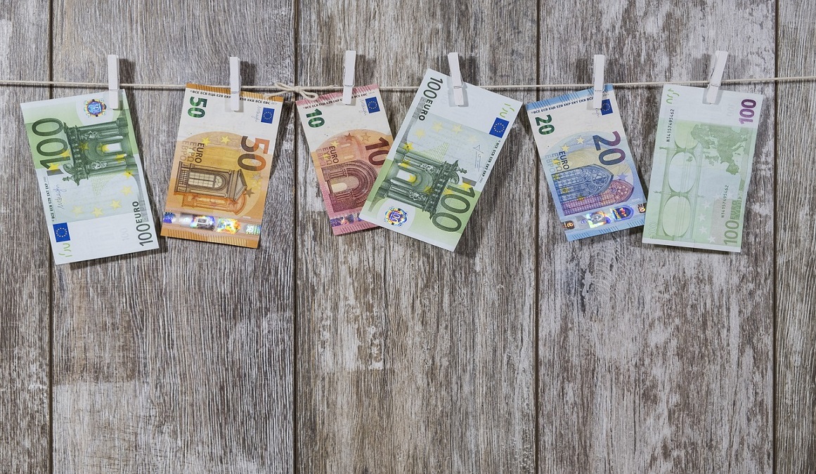 Mega IT-Panne: Millionen Bankkunden kommen nicht an ihr Geld Mega IT-Panne: Millionen Bankkunden kommen nicht an ihr Geld