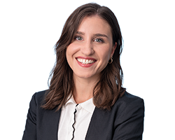 Carla Vega,Kundenbetreuung