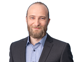 Leonhard Oswald,Junior Data Analyst